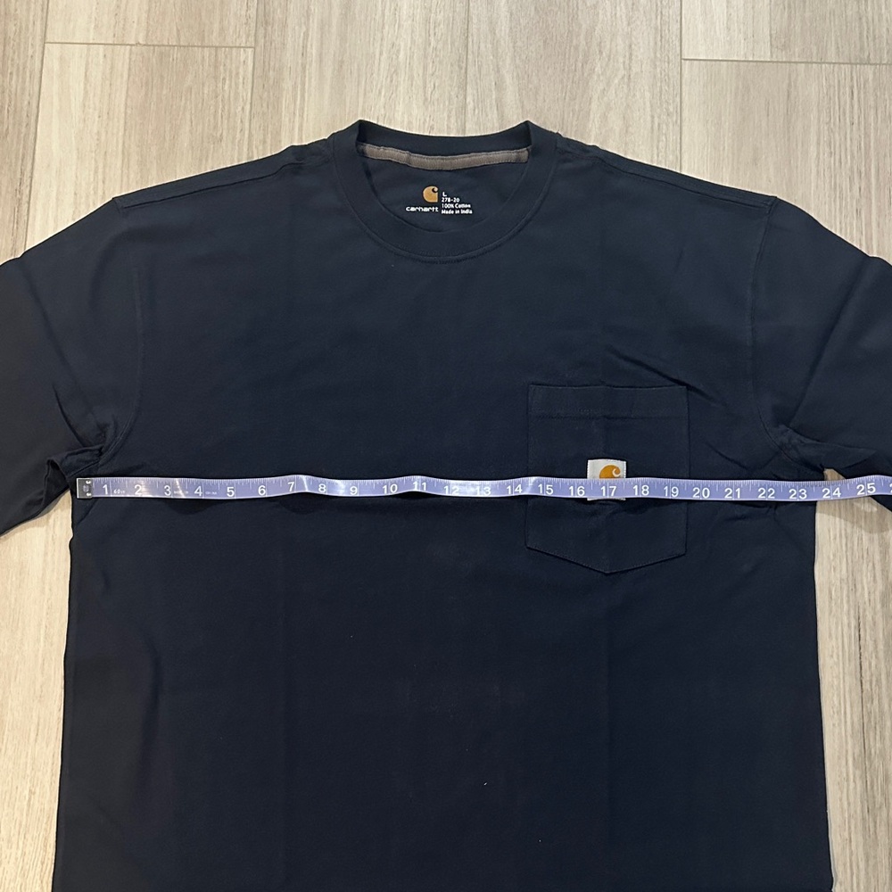 Men’s Carhartt Navy Blue Cotton Pocketed Short Sleeve Tee - Picture 3 of 10